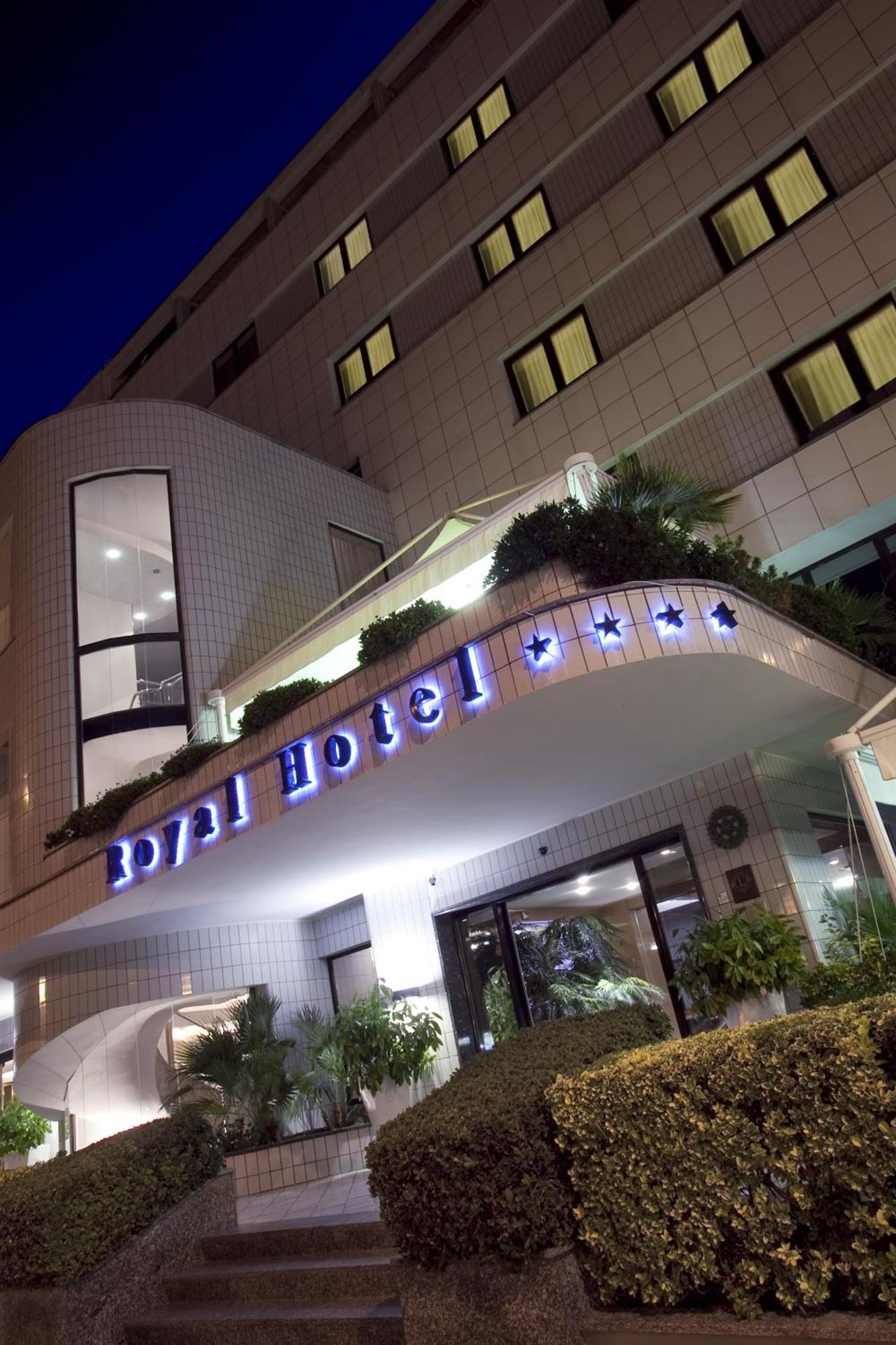 Hotel Royal Fermo Buitenkant foto