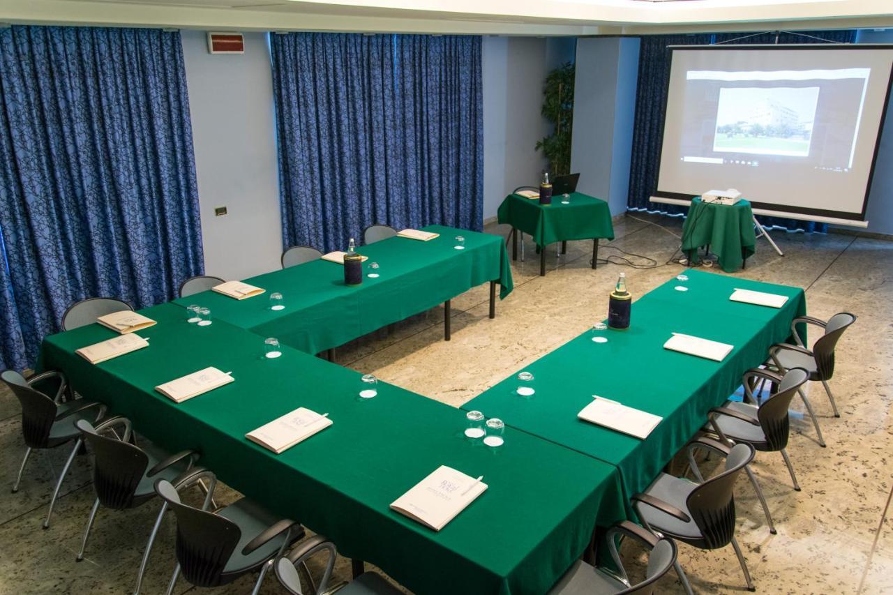 Hotel Royal Fermo Buitenkant foto