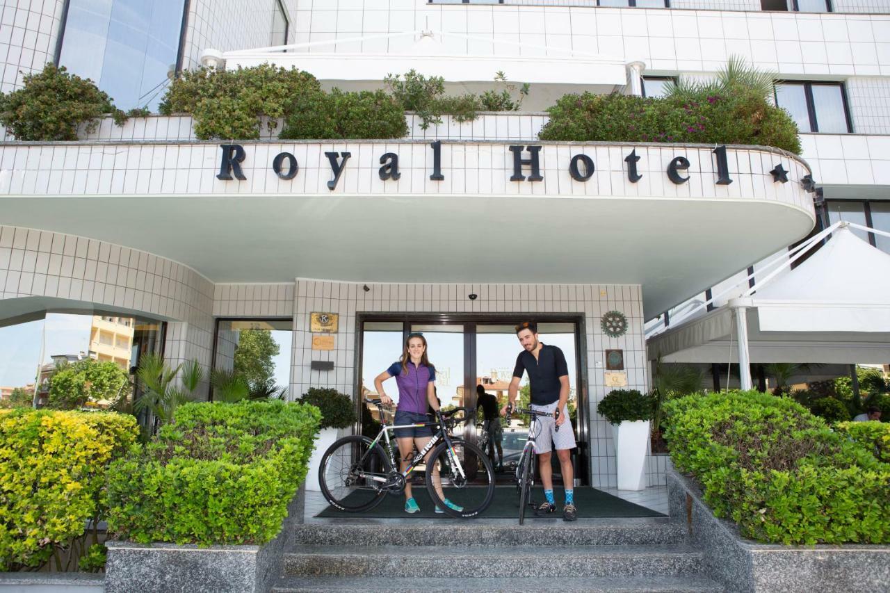 Hotel Royal Fermo Buitenkant foto